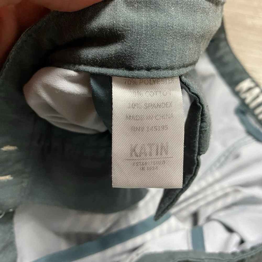 Katin Hybrid Board Shorts Men's 31 Gray Striped Stretch Swim Trunks Stash It